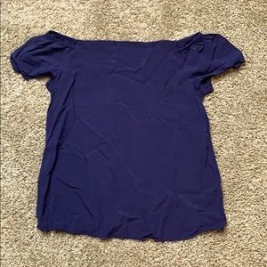 Off-the-shoulder top